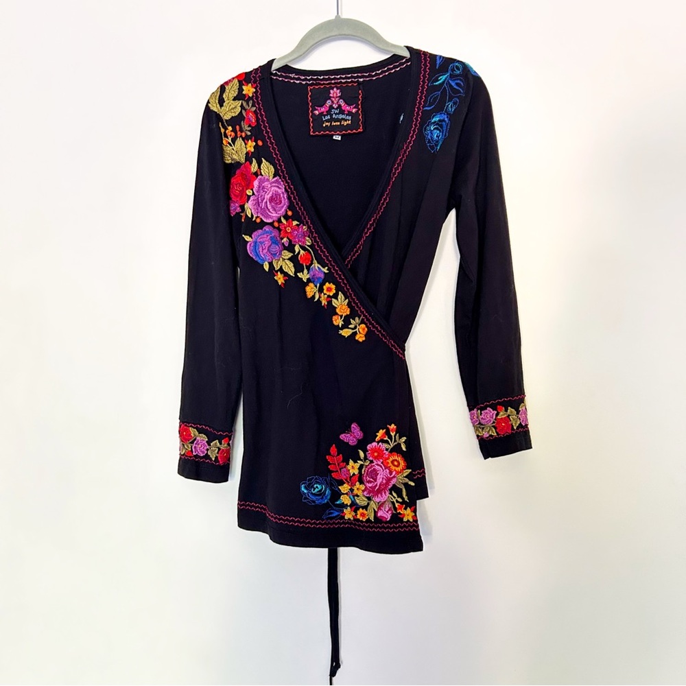 Johnny Was Black Floral Embroidered Wrap Top Boho Long Sleeve Blouse Shirt M - Picture 2 of 7